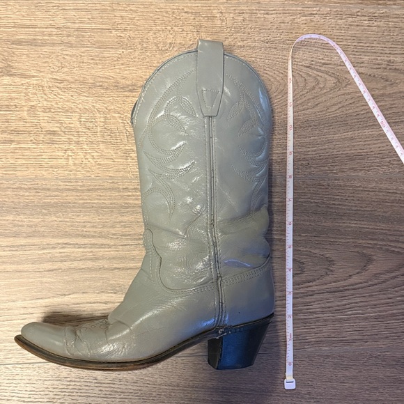 Wrangler Gray Heeled Boots - Picture 10 of 11